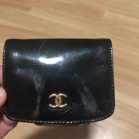 TODAY’S SPECIAL:Chanel Patent Leather Bag with POUCH - Picture 6 of 17
